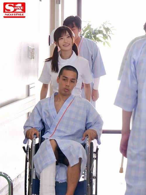 ナースあまつかもえ