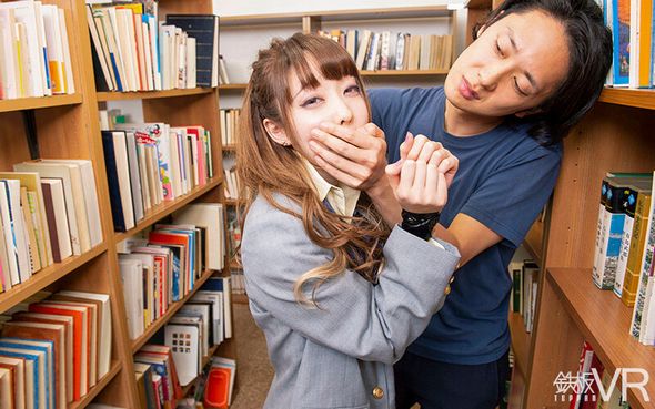 JKを図書館でレイプするVR
