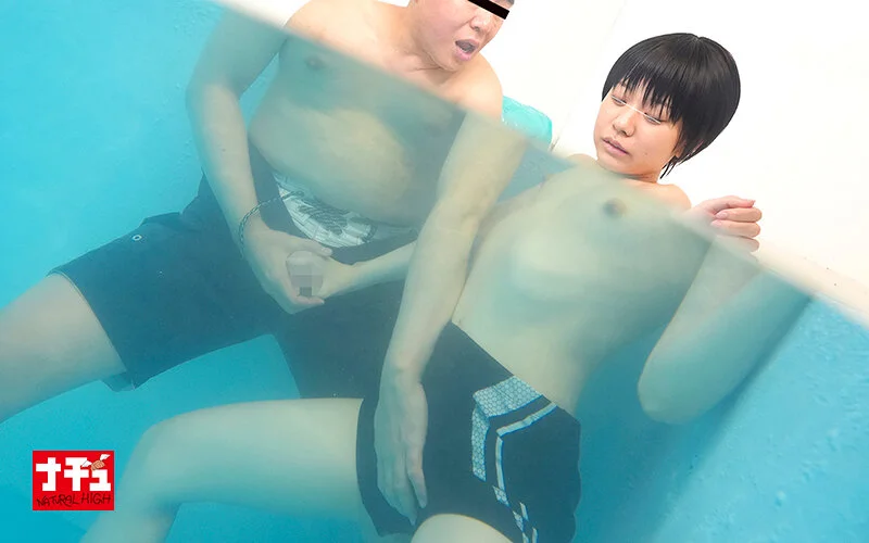 つるぺた女子の男水着チャレンジ 県民プールでデカチンおじに女子だとバレて中出しされて…マジ最悪だったよぉぉ～！1